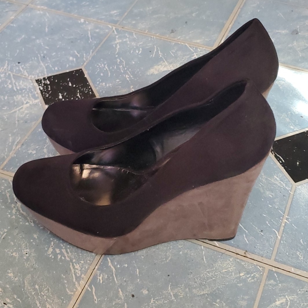 Wedges - Picture 2 of 4